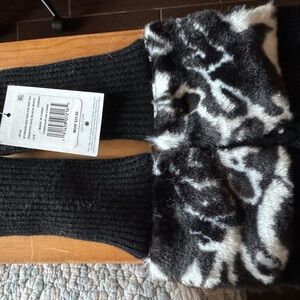 UGG Black and White Fingerless Gloves with Furry Cuff